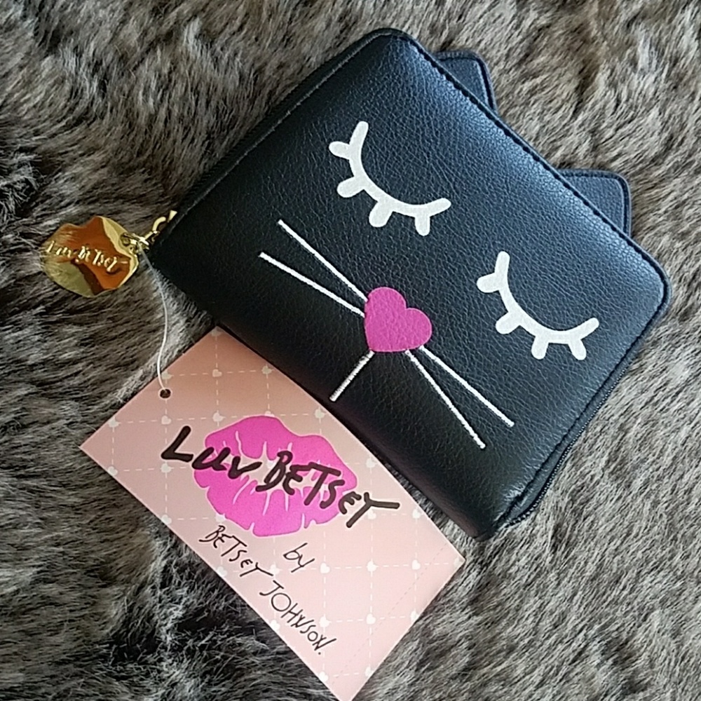 Betsey Johnson Sassy Cat Wallet